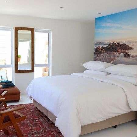 Nivenia Beach House Беттис-Бей Экстерьер фото